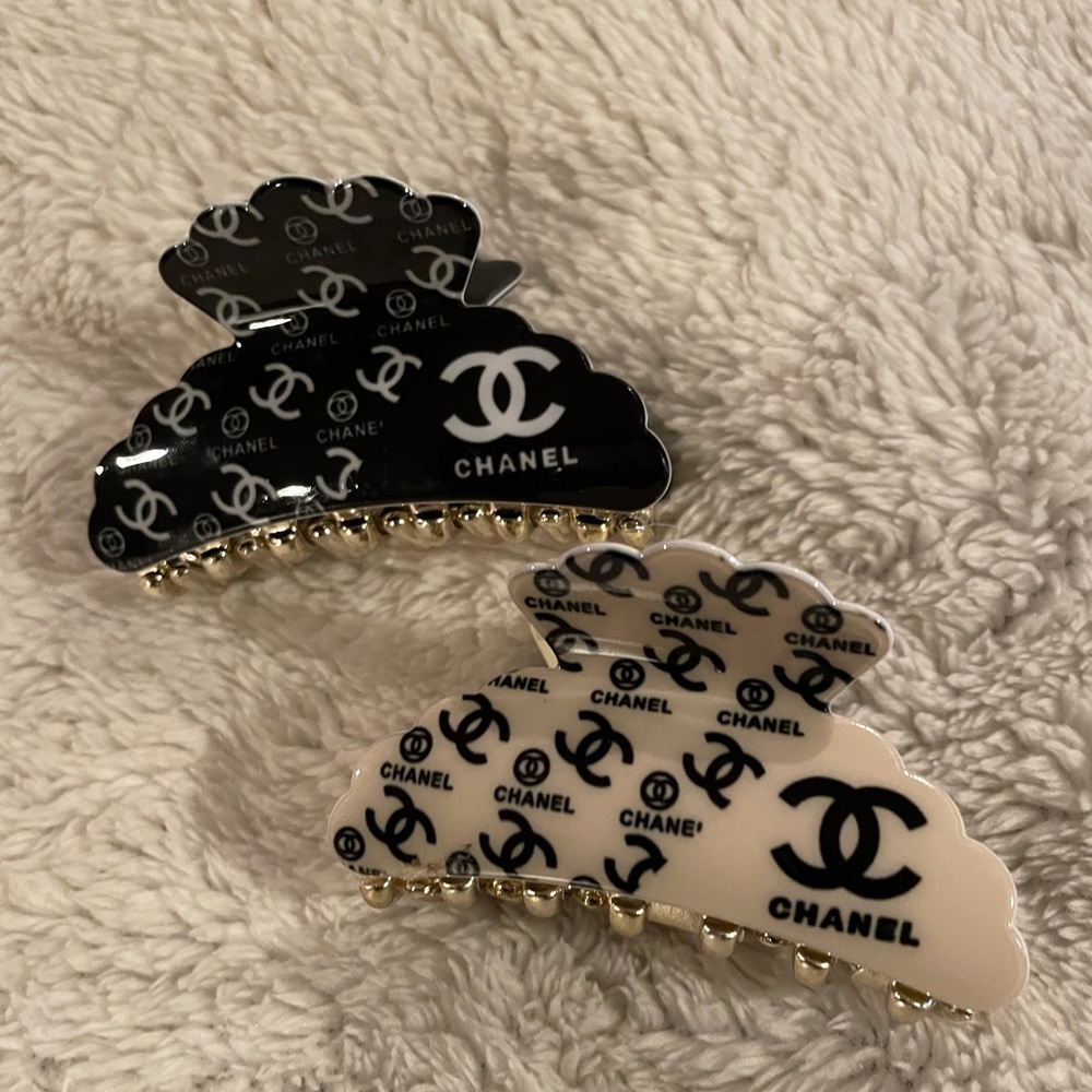 Hair clips